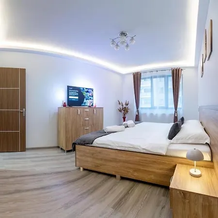Isaran Apartment *